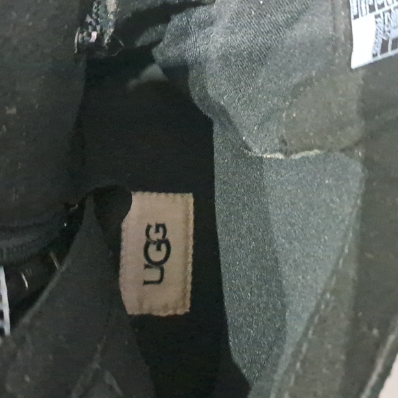 Ugg Hapsburg Duck Boots - Picture 11 of 11